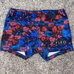 3.25 Fleo Shorts